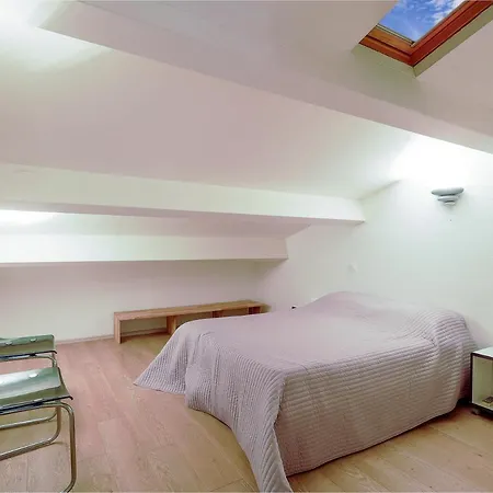 Agilla Apartment *