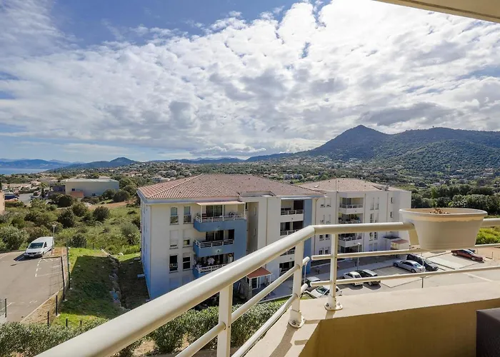 Agilla * LʼÎle-Rousse